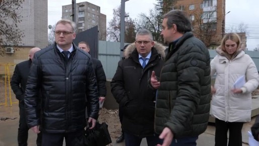 Александр Новиков: Совместно с заместителем председателя правительства области Алексеем Выдриным провели очередное выездное совещание на стройплощадку акватермального комплекса «Термолэнд-Дельфин»