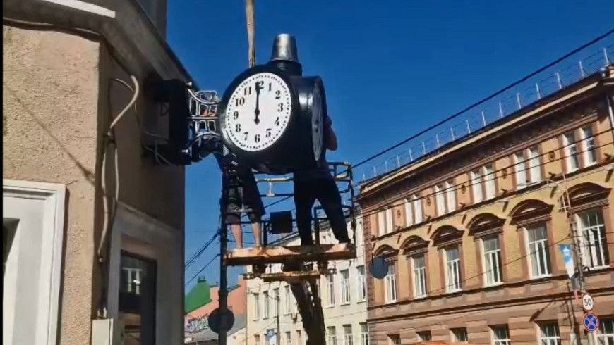 В центре Смоленска настроят часы на Большой Советской