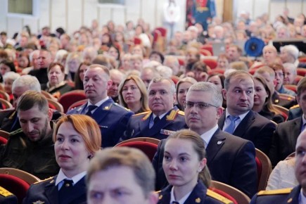 Руководитель и сотрудники регионального СК России приняли участие в торжественном закрытии Года защитника Отечества