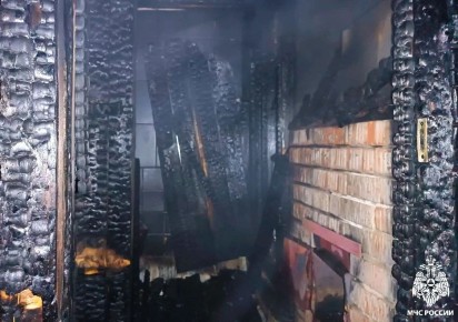 В Смоленской области пожар уничтожил баню