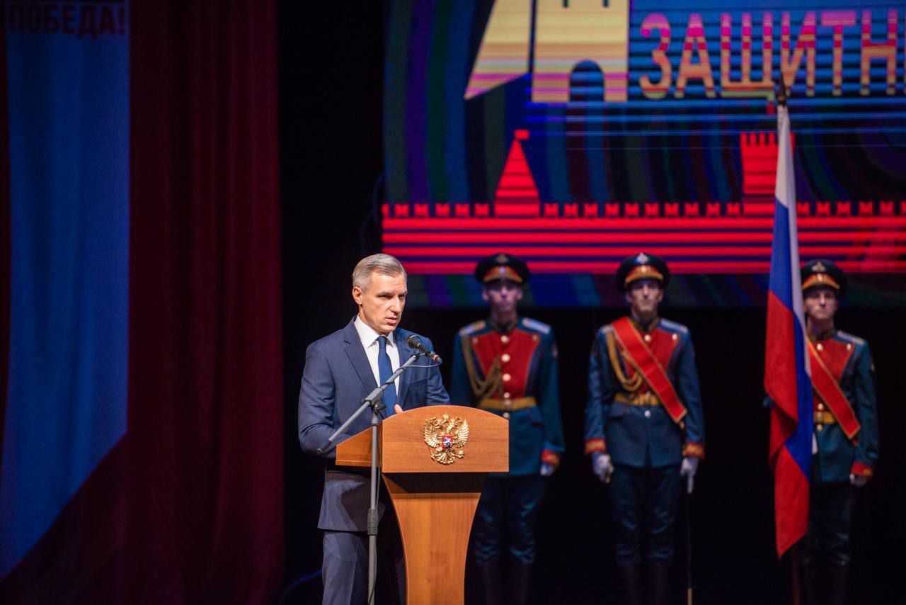 В Смоленске подвели итоги Года защитника Отечества В Смоленске подвели итоги Года защитника Отечества