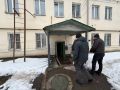Александр Новиков: В одном из домов на Витебском шоссе ситуация действительно сложная — затопило подвал, идёт пар, состояние подъезда оставляет желать лучшего