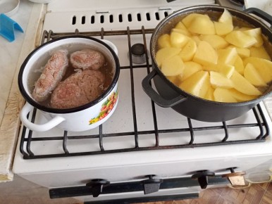 Забудьте о жареном: оригинальные котлеты и домашний уют на кухне