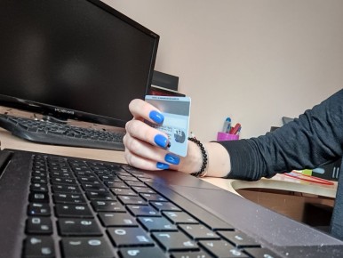 Санкт-Петербург: как аферисты обманули бизнесвумен, и теперь ей грозит уголовка