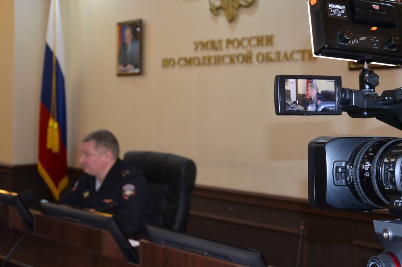 Начальник Управления Госавтоинспекции региона Алексей Торгачев рассказал о состоянии аварийности на дорогах Смоленской области Начальник Управления Госавтоинспекции региона Алексей Торгачев рассказал о состоянии аварийности на дорогах Смоленской области