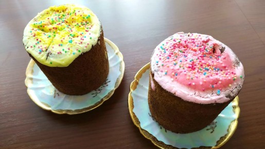 Чтобы не крошилась: как сделать правильную глазурь для куличей, знает кондитер