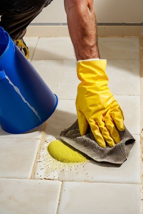 Как эффективно убрать цемент: секреты чистоты после ремонта