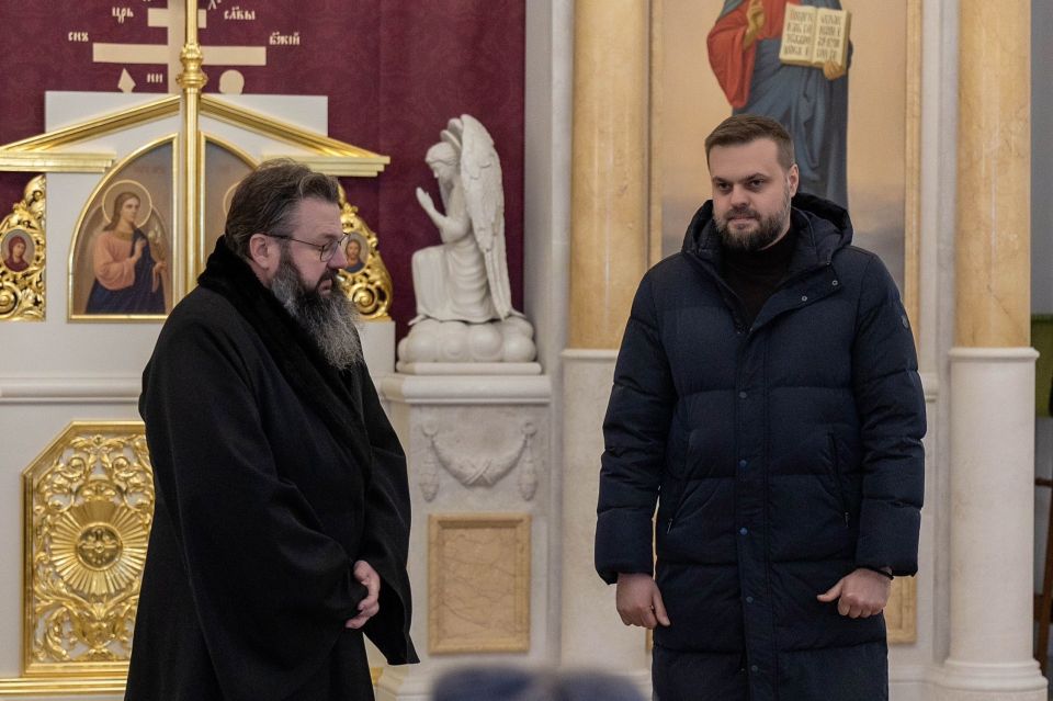 Артём Туров: Вместе с митрополитом Смоленским и Дорогобужским Исидором посетили концерт духовной музыки, посвященный эпохе "Русское барокко"