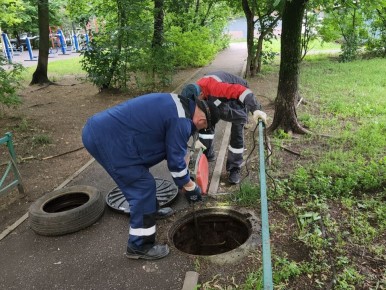Зачем мы все еще смываем влажные салфетки: неожиданный секрет балканической чистоты