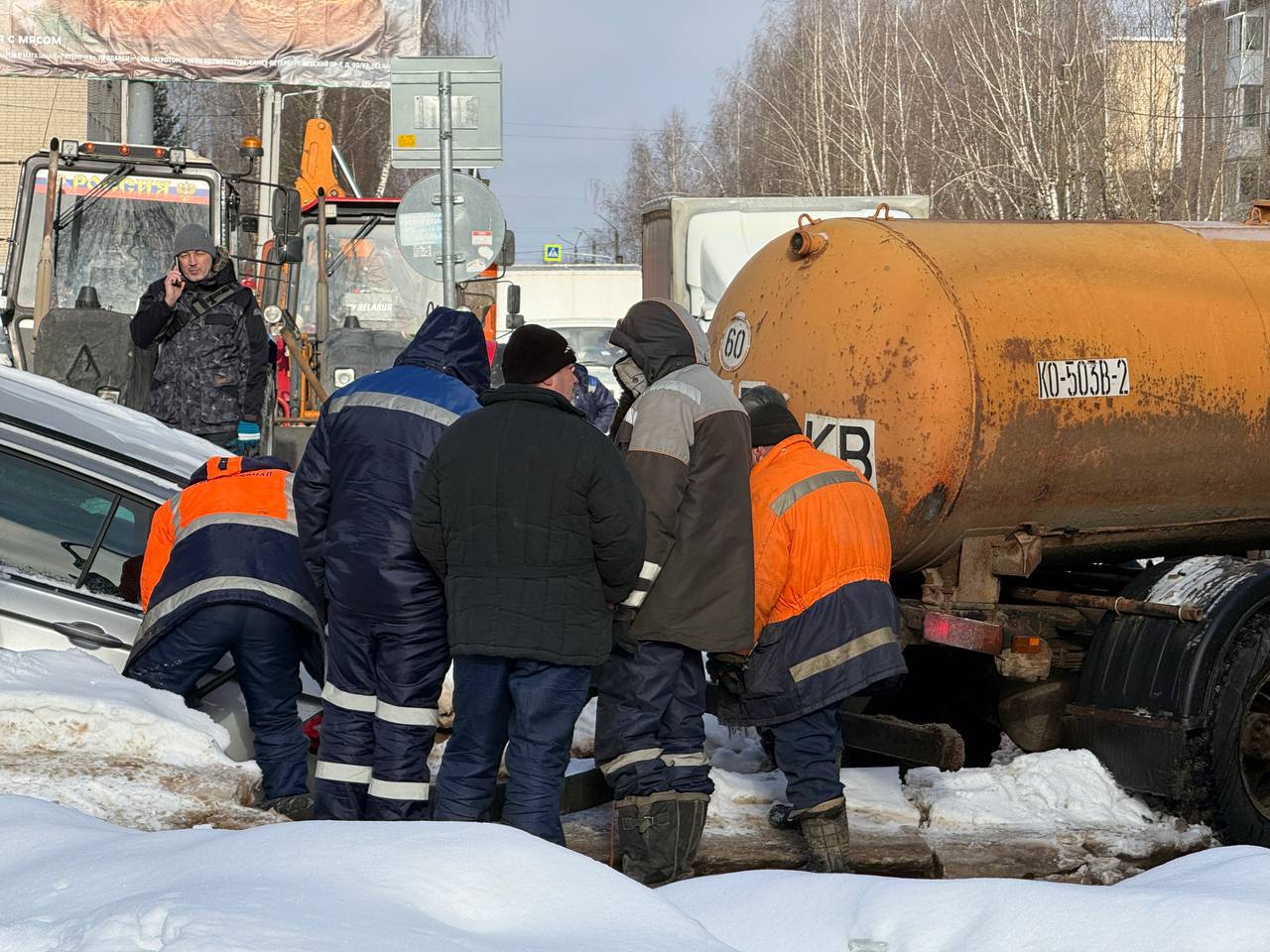 Мэр Смоленска назвал причину аварии на водопроводе на улице Кловской Мэр Смоленска назвал причину аварии на водопроводе на улице Кловской
