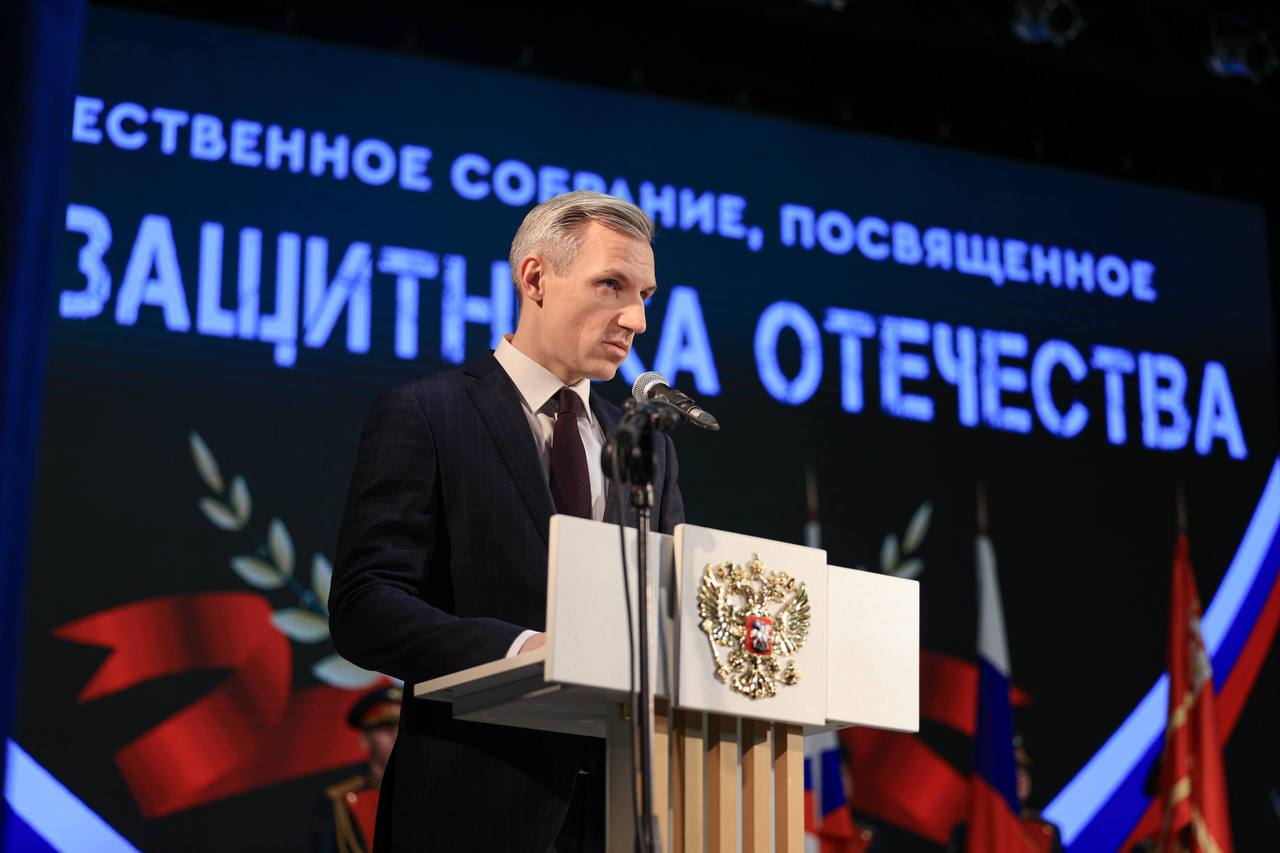 Губернатор Смоленской области поздравил военнослужащих в преддверии Дня защитника Отечества