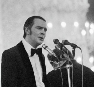 Как Муслим Магомаев стал голосом эпохи и культовой личностью