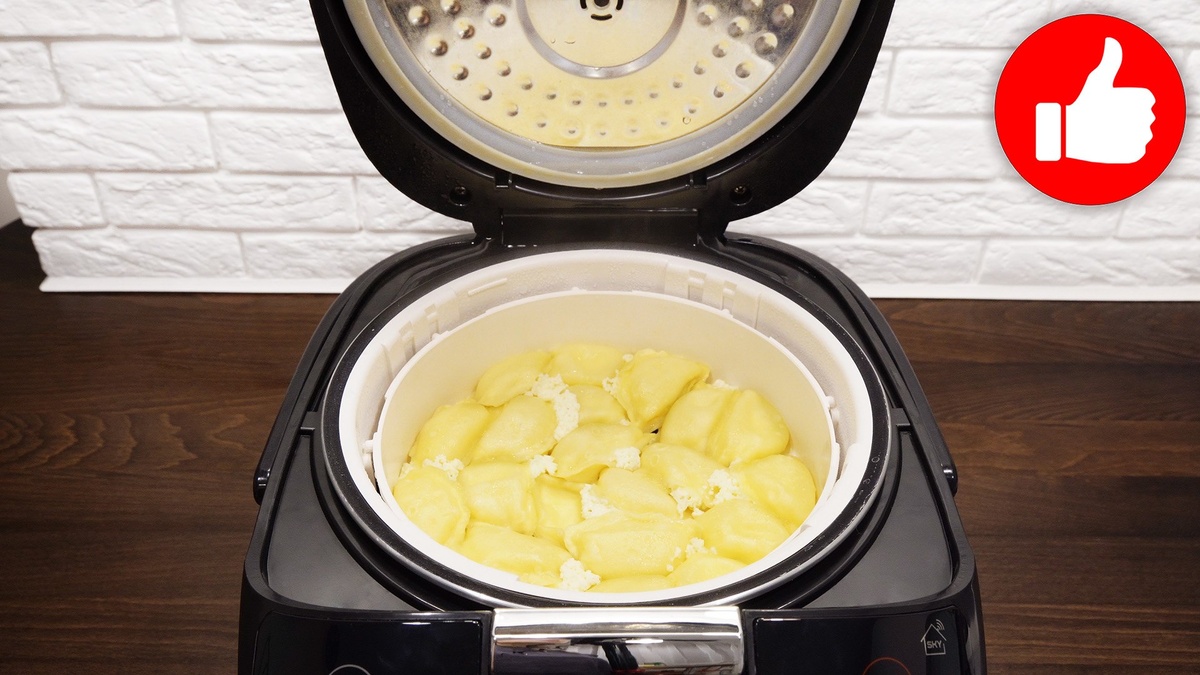 Вареники на пару: простой и вкусный обед в мультиварке