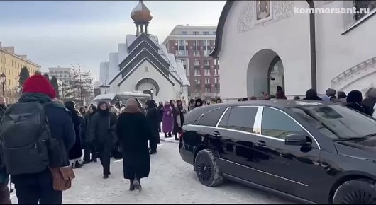 В Петербурге простились с фронтменом группы Shortparis Николаем Комягиным