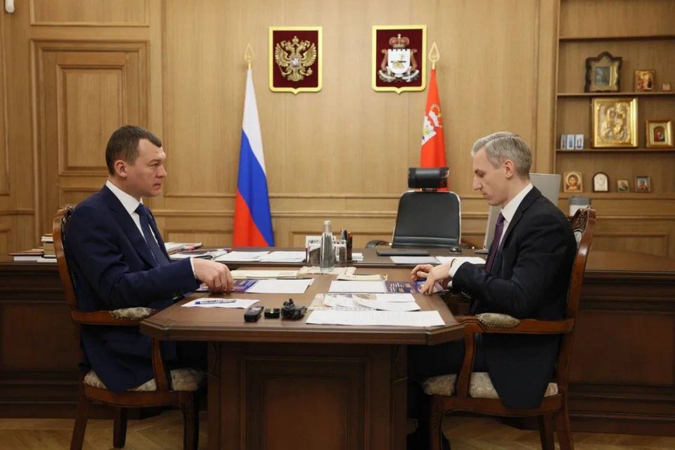 Михаил Дегтярёв: Рабочую программу в Смоленске начал со встречи с губернатором области Василием Анохиным