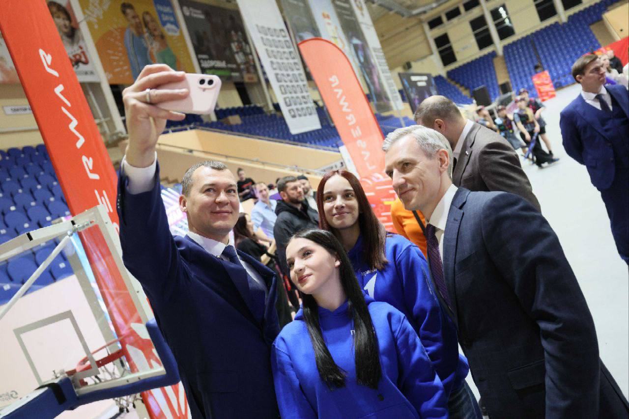 Михаил Дегтярёв: У дворца спорта «Юбилейный» в Смоленске появился новый современный профиль Михаил Дегтярёв: У дворца спорта «Юбилейный» в Смоленске появился новый современный профиль