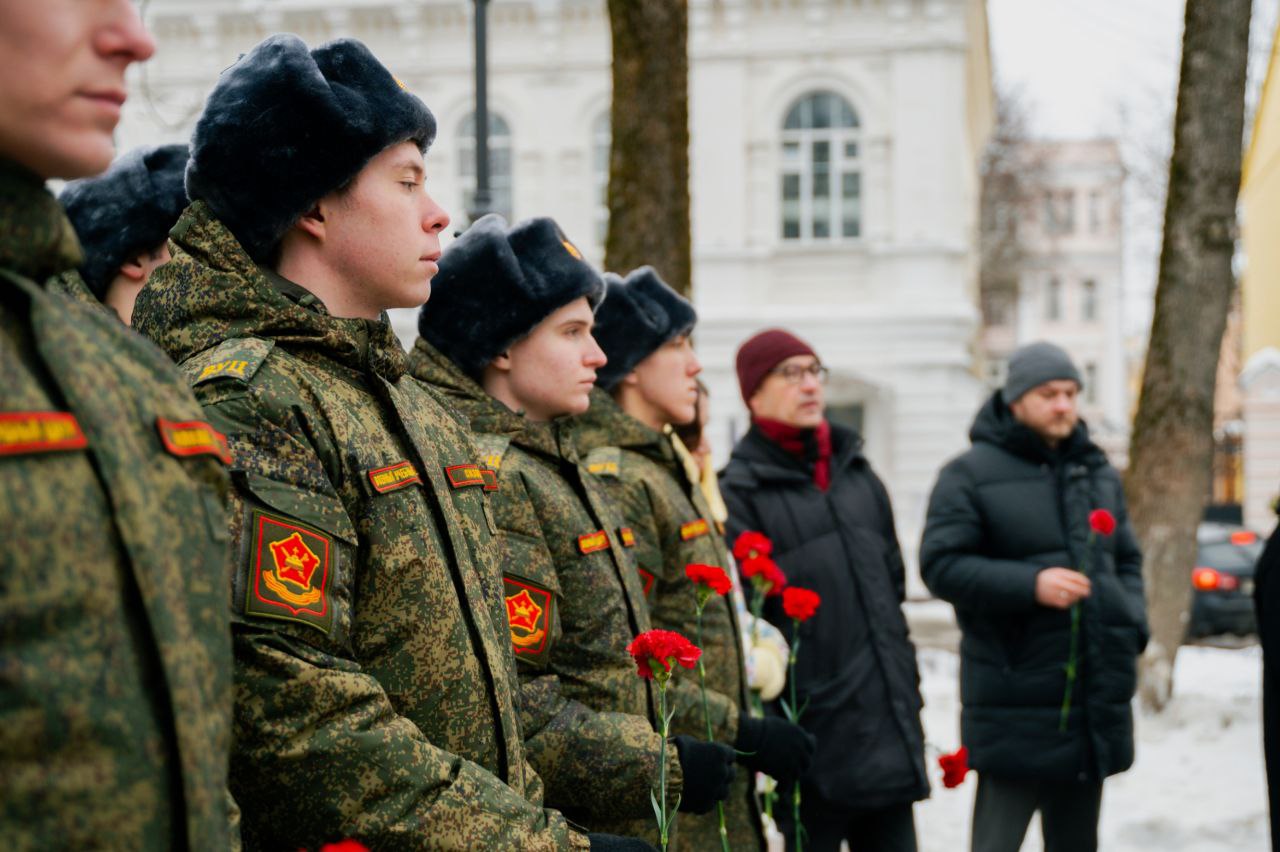 Артём Туров: На Смоленщине почтили память Почетного гражданина области Ивана Клименко Артём Туров: На Смоленщине почтили память Почетного гражданина области Ивана Клименко