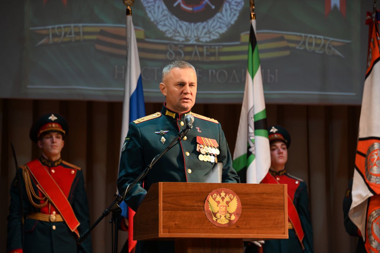 Артём Туров: В Смоленске прошли торжества в честь 85-летнего юбилея 29-ой отдельной железнодорожной Варшавской бригады Вооруженных сил РФ Артём Туров: В Смоленске прошли торжества в честь 85-летнего юбилея 29-ой отдельной железнодорожной Варшавской бригады Вооруженных сил РФ