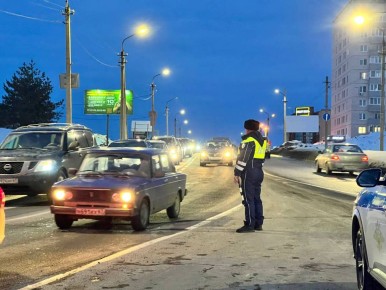 Госавтоинспекция Смоленской области провела профилактическое мероприятие по безопасности дорожного движения в городе Смоленске