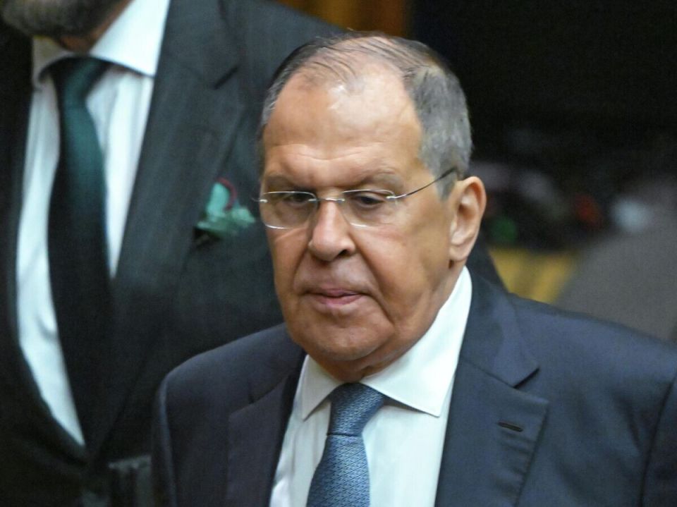 Лавров обсудил судьбу Договора о стратегических наступательных вооружениях