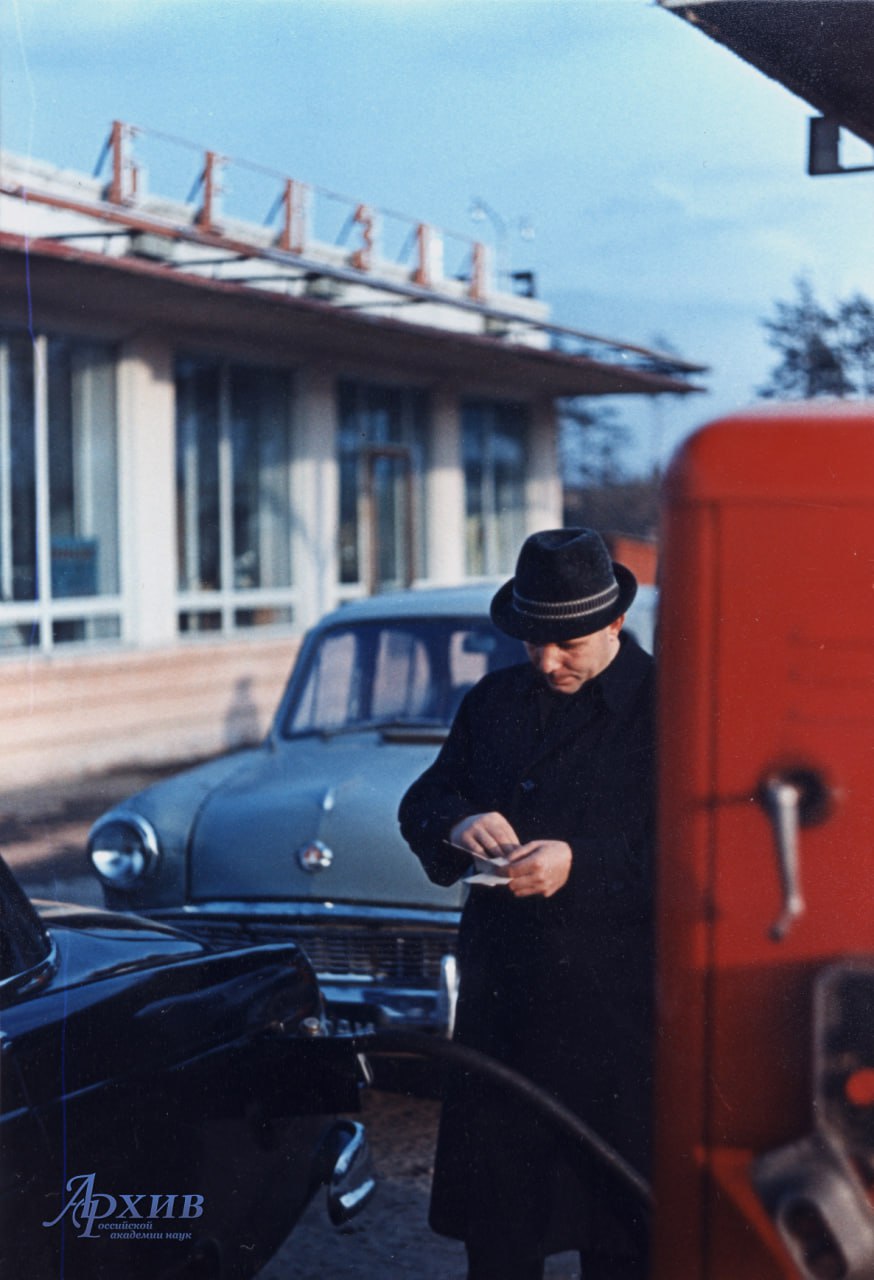 92 года со дня рождения первого космонавта планеты 92 года со дня рождения первого космонавта планеты