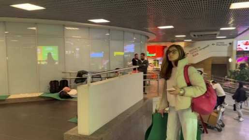 100 рейсов сорваны, горит топливный резервуар: ВСУ вторые сутки атакуют Петербург и Ленобласть