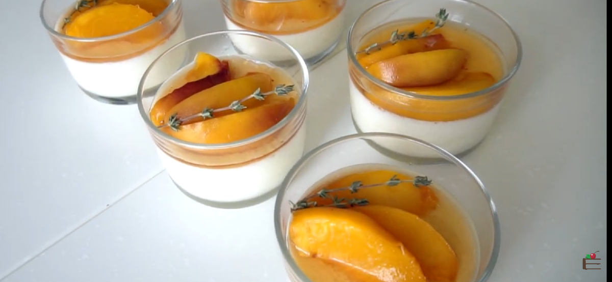 Легкий и Нежный десерт: Панна Котта с Персиками и Тайным Ингредиентом