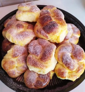 Пышные булочки на сметане: идеальное решение для утреннего или вечернего чаепития