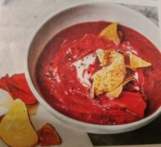 Невероятный суп-пюре из свеклы с яблоком: осень на вашей тарелке