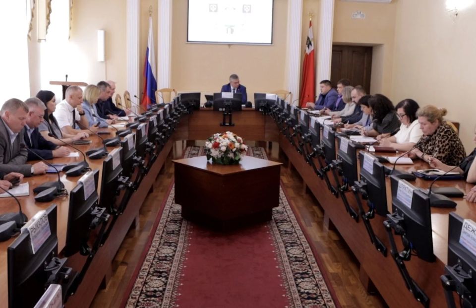 Александр Новиков: На очередной общегородской планерке в первую очередь говорили о старте ремонтно-строительной кампании