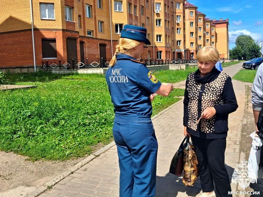 В Гагарине прошли профилактические рейды по пожарной безопасности В Гагарине прошли профилактические рейды по пожарной безопасности
