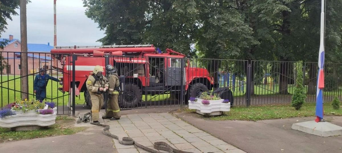 В преддверии нового учебного года в образовательных учреждениях Глинковского округа прошли пожарно-тактические занятия В преддверии нового учебного года в образовательных учреждениях Глинковского округа прошли пожарно-тактические занятия