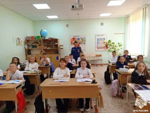 Безопасность начинается со знаний Безопасность начинается со знаний