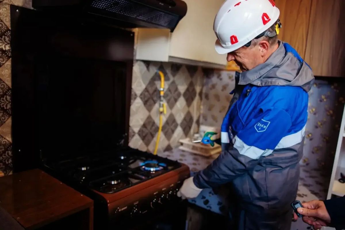 Василий Анохин: В первое воскресенье сентября работники и ветераны нефтяной и газовой промышленности отмечают свой профессиональный праздник Василий Анохин: В первое воскресенье сентября работники и ветераны нефтяной и газовой промышленности отмечают свой профессиональный праздник