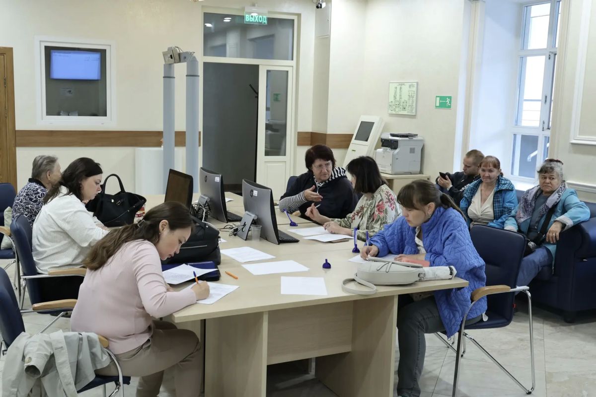 Яна Лантратова: Здесь выслушают и помогут: итоги работы приемной в Доме прав человека Яна Лантратова: Здесь выслушают и помогут: итоги работы приемной в Доме прав человека