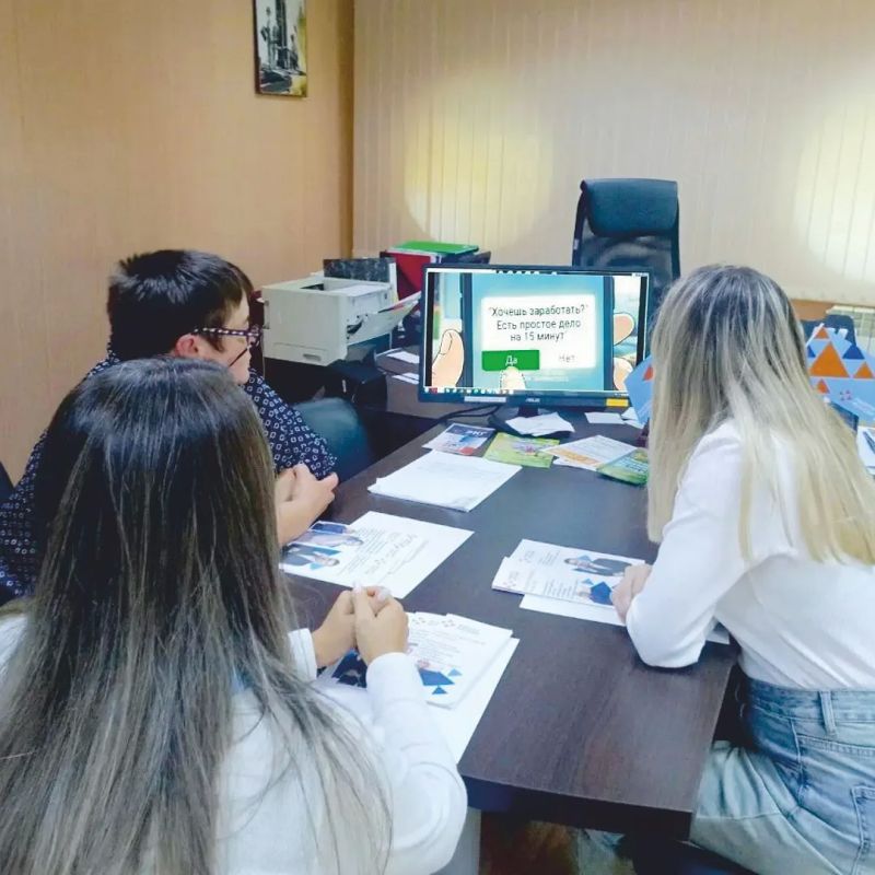 В Десногорске состоялось очередное заседание женского клуба «Найти себя» при Кадровом центре «Работа России» В Десногорске состоялось очередное заседание женского клуба «Найти себя» при Кадровом центре «Работа России»