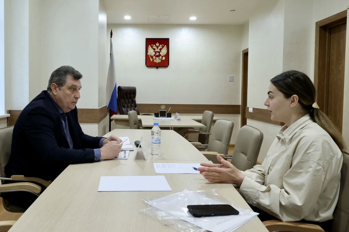 Яна Лантратова: Здесь выслушают и помогут: итоги работы приемной в Доме прав человека Яна Лантратова: Здесь выслушают и помогут: итоги работы приемной в Доме прав человека