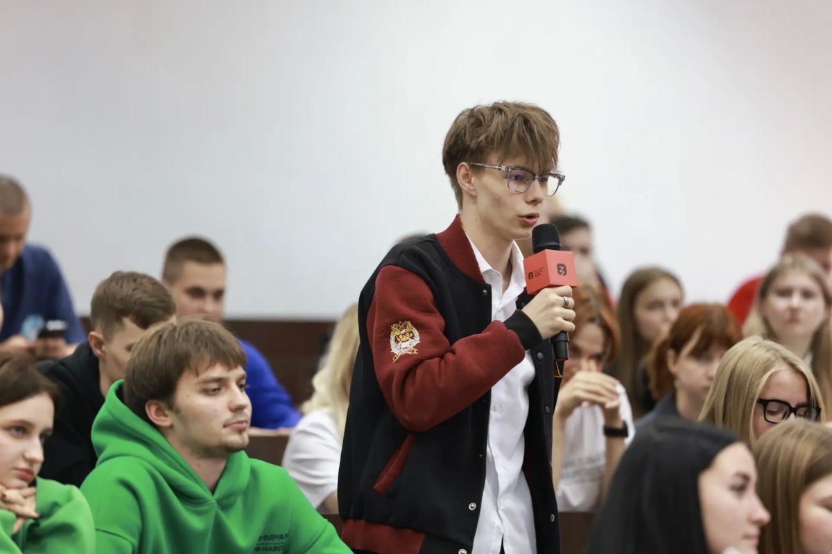Василий Анохин: Смоленская область – территория возможностей для молодых людей Василий Анохин: Смоленская область – территория возможностей для молодых людей