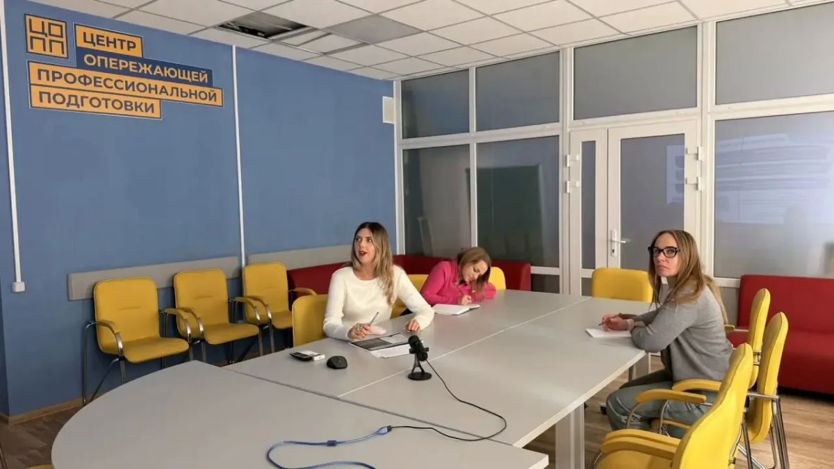 Состоялось совещание в режиме видео-конференц-связи, посвящённое изменениям в проведении демонстрационного экзамена (ДЭ), вступившим в силу с 1 сентября 2026 года Состоялось совещание в режиме видео-конференц-связи, посвящённое изменениям в проведении демонстрационного экзамена (ДЭ), вступившим в силу с 1 сентября 2026 года
