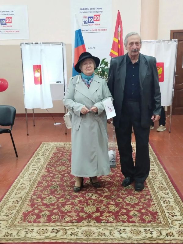 На избирательные участки региона активно приходят избиратели На избирательные участки региона активно приходят избиратели