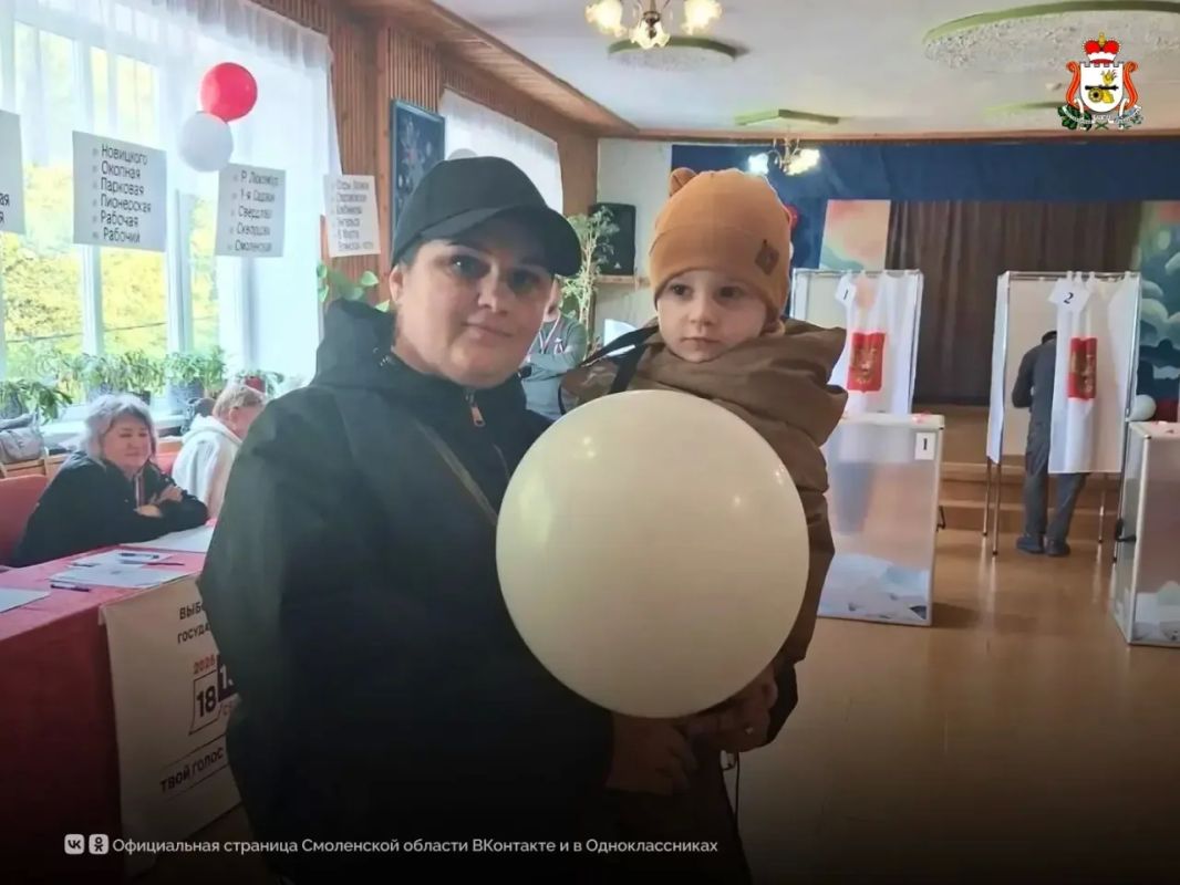 Смоляне приходят на выборы семьями Смоляне приходят на выборы семьями