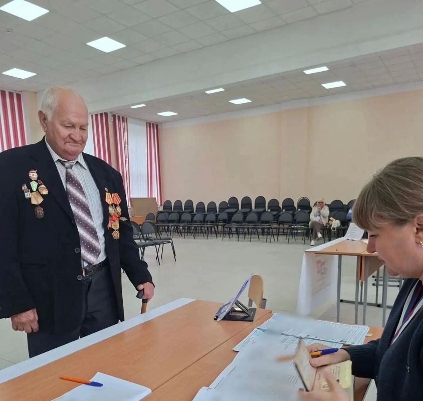 Василий Анохин: В Смоленской области завершился второй день голосования на выборах депутатов Государственной Думы РФ 9-го созыва Василий Анохин: В Смоленской области завершился второй день голосования на выборах депутатов Государственной Думы РФ 9-го созыва