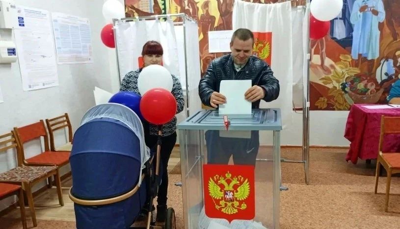 Семья — это значит быть всегда вместе Семья — это значит быть всегда вместе