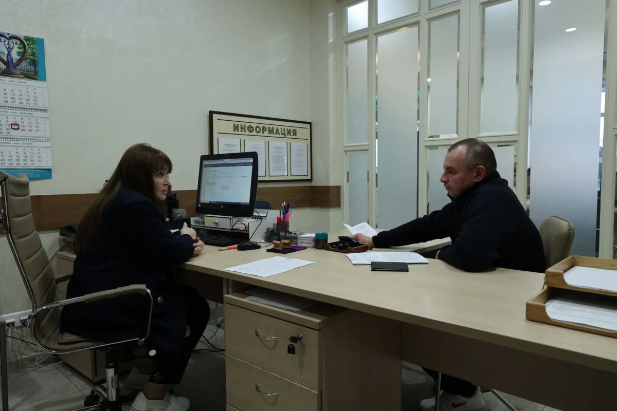 Яна Лантратова: Здесь выслушают и помогут: итоги работы приемной в Доме прав человека Яна Лантратова: Здесь выслушают и помогут: итоги работы приемной в Доме прав человека