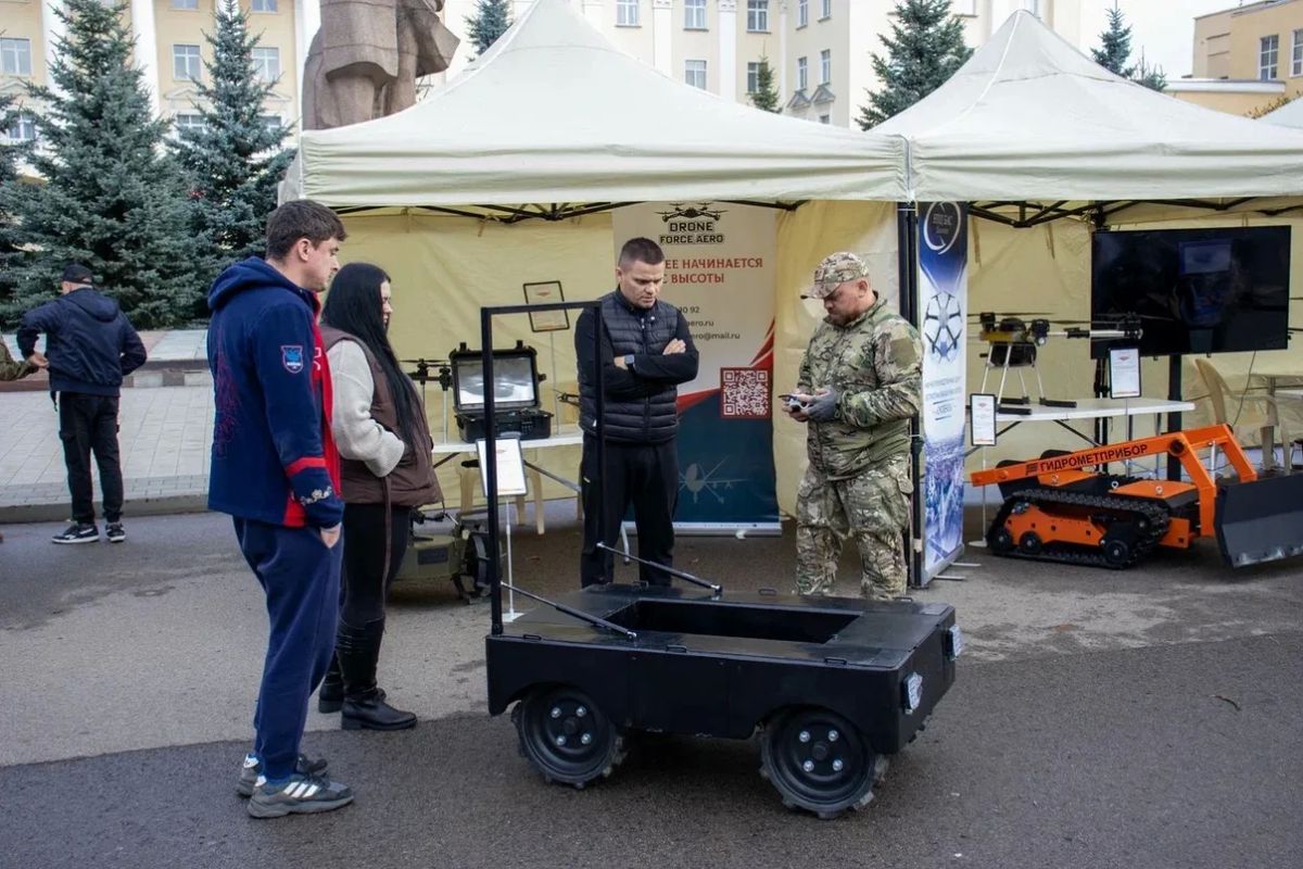 Василий Анохин: Беспилотные системы сегодня активно применяются в самых разных сферах и становятся частью современной жизни Василий Анохин: Беспилотные системы сегодня активно применяются в самых разных сферах и становятся частью современной жизни