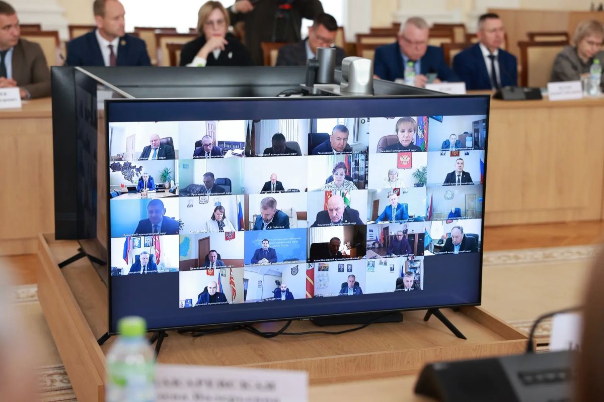 Василий Анохин: Готовность региона к отопительному сезону обсудили сегодня на очередном заседании Правительства области Василий Анохин: Готовность региона к отопительному сезону обсудили сегодня на очередном заседании Правительства области