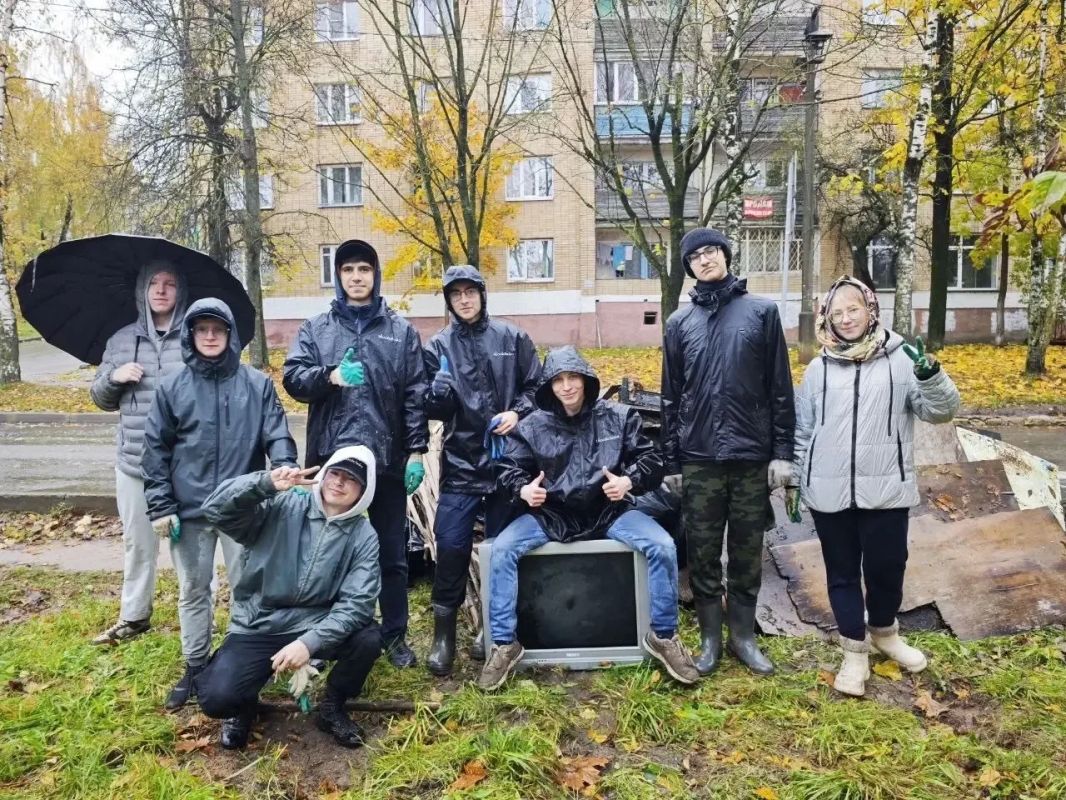 Василий Анохин: В Смоленской области действует добровольческое движение "Экосистема" Василий Анохин: В Смоленской области действует добровольческое движение "Экосистема"