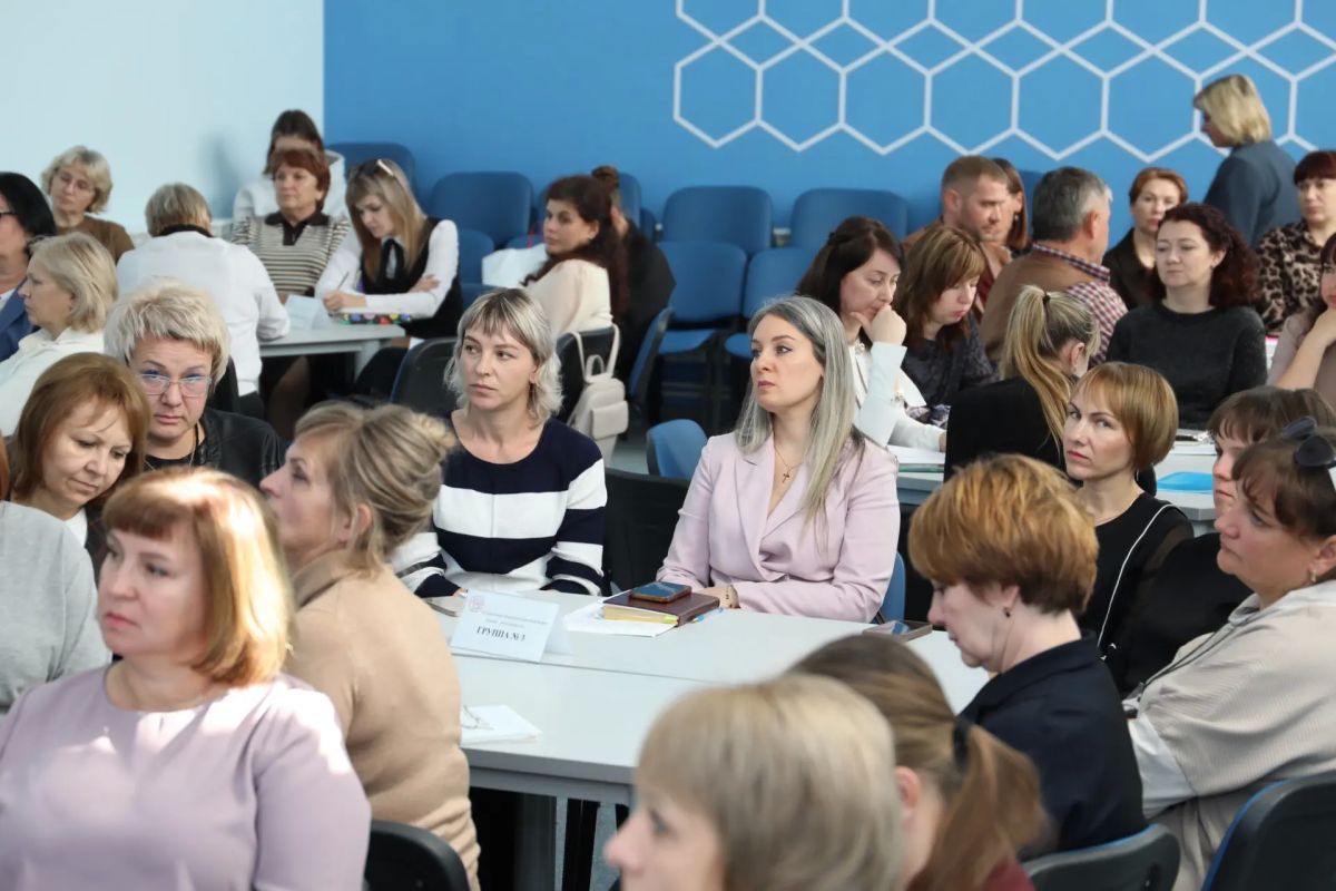 В Смоленске состоялся первый региональный профориентационный форум «Россия – мои горизонты» В Смоленске состоялся первый региональный профориентационный форум «Россия – мои горизонты»