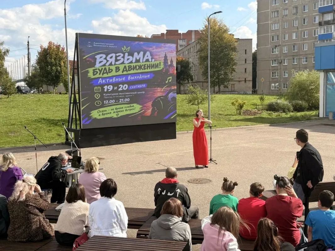 Василий Анохин: Развиваем туристическую инфраструктуру Смоленской области благодаря национальному проекту "Туризм и гостеприимство", инициированному Президентом Владимиром Владимировичем Путиным Василий Анохин: Развиваем туристическую инфраструктуру Смоленской области благодаря национальному проекту "Туризм и гостеприимство", инициированному Президентом Владимиром Владимировичем Путиным