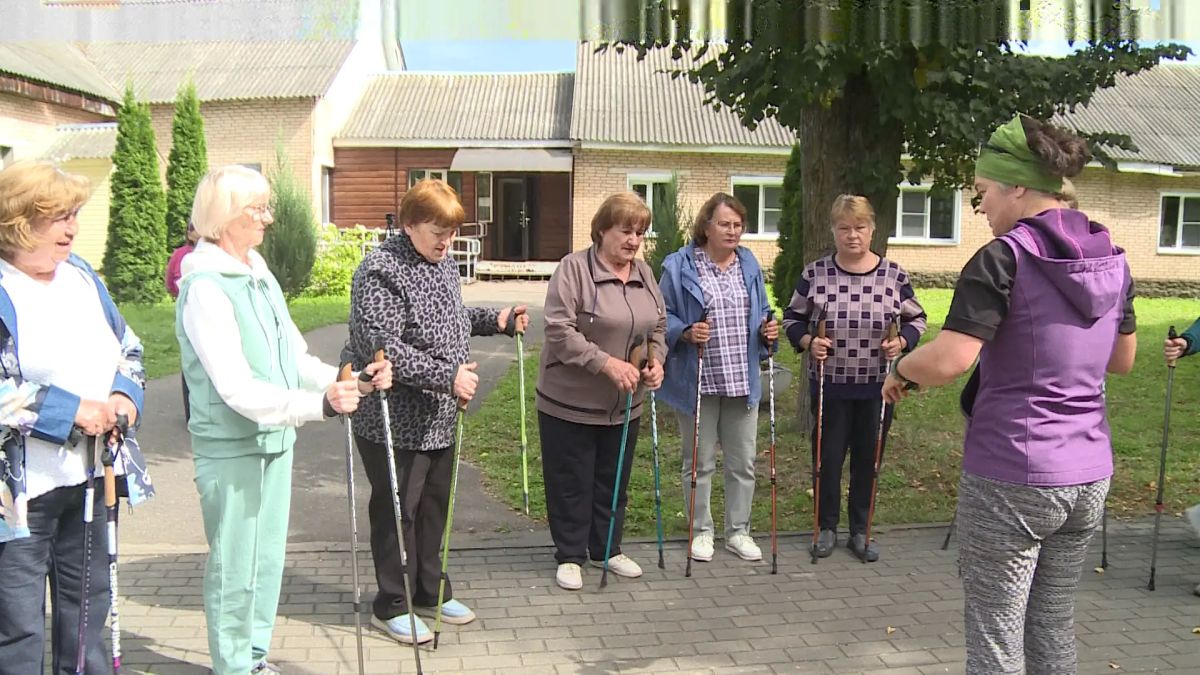 1 октября чествуют ветеранов, родителей, наставников, отдают дань глубокого уважения людям старшего поколения 1 октября чествуют ветеранов, родителей, наставников, отдают дань глубокого уважения людям старшего поколения